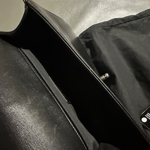 Chanel Boy bag - Picture 4 of 13